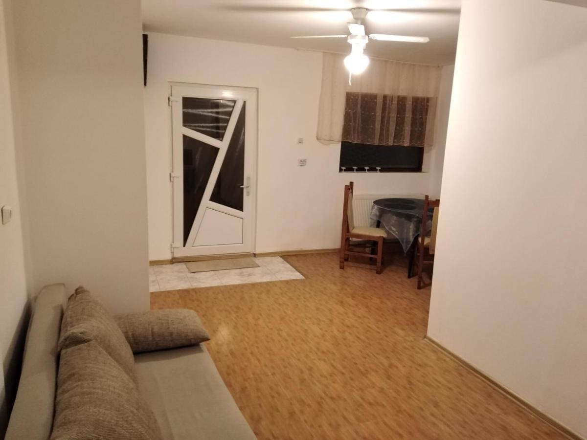 Apartament S&F Apartment Dej Luaran gambar